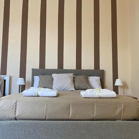 Avolina'S Apartment Наполи Екстериор снимка