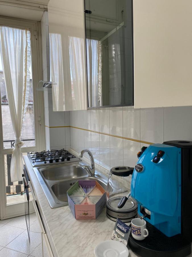 Avolina'S Apartment Наполи Екстериор снимка